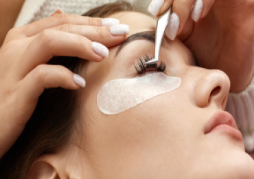 Empowering Women Through Beauty – Confidence and Self-Love with Every Service