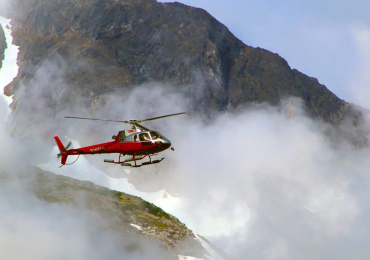Book Your Dodham Yatra by Helicopter for a Luxurious Divine Journey