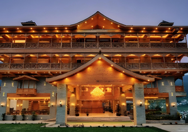 Top Luxury Hotels in Manali 2025 – Best 5-Star Resorts Stay