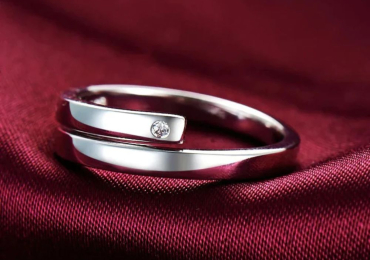 Trendy Silver Rings for Women: Must-Have Accessories