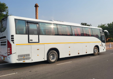 42 Seater Bus Rental in Jaipur – Shristi Holiday Services