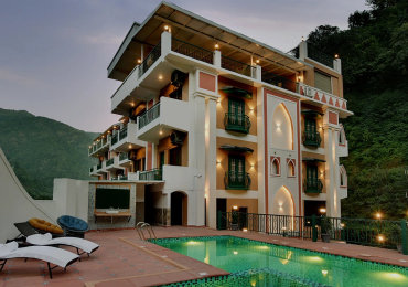 Top Resorts in Shivpuri Rishikesh for Riverfront Bliss