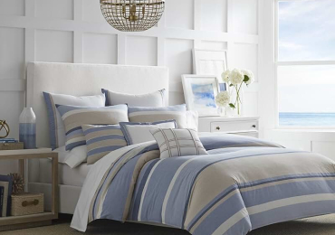 How to Layer Your Bed with a Comforter for Maximum Warmth and Style