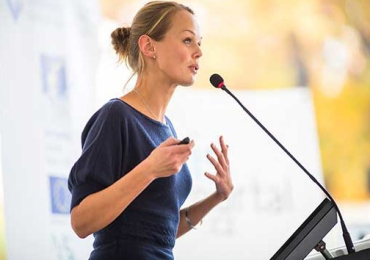 Elevate Your Communication with a Comprehensive Presentation Skills Seminar