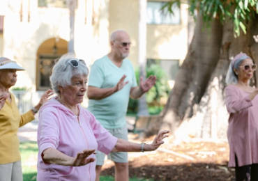 Senior Assisted Living Los Angeles | Hollenbeckpalms.com